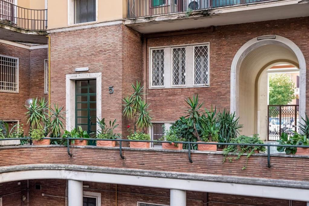 Appartement Ristrutturato A Palazzo Federici Piazza Bologna *