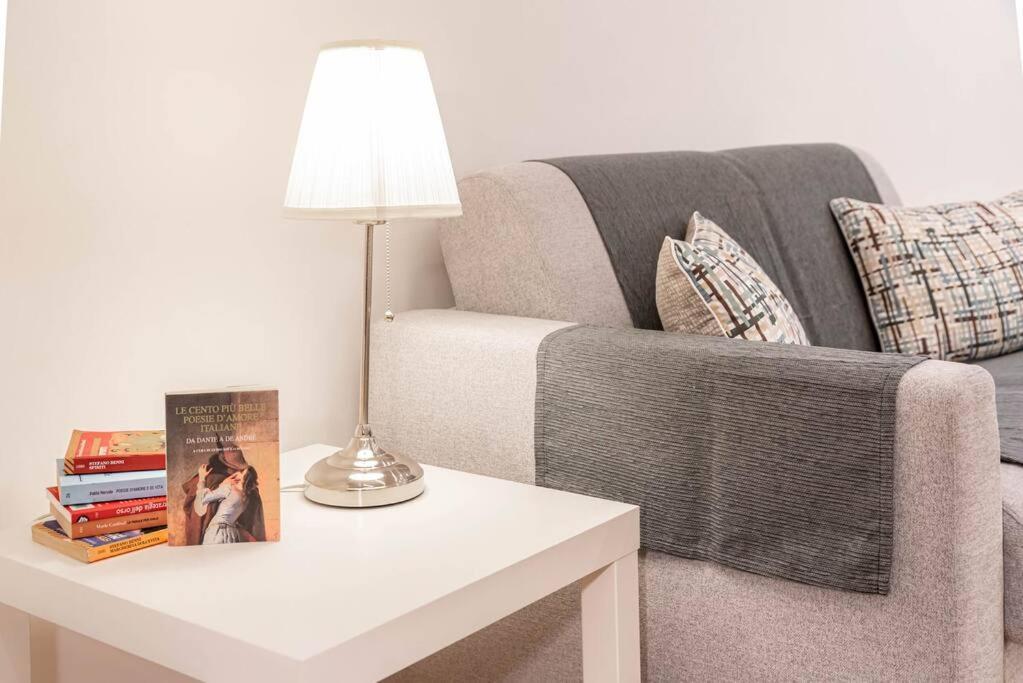 Appartement Ristrutturato A Palazzo Federici Piazza Bologna